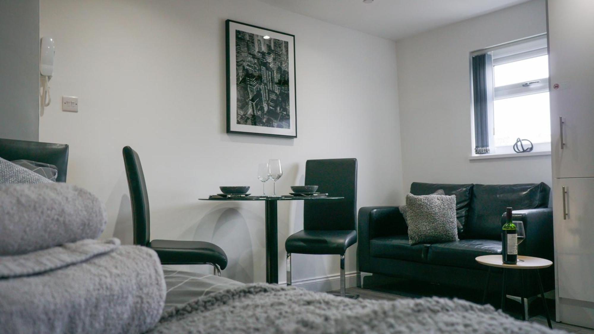 Modern Apartments Near Cardiff City Centre 外观 照片